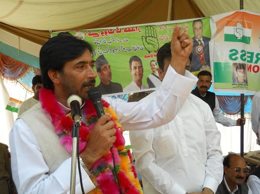Congress to intensify fight against politics of communalism, regionalism: Mir